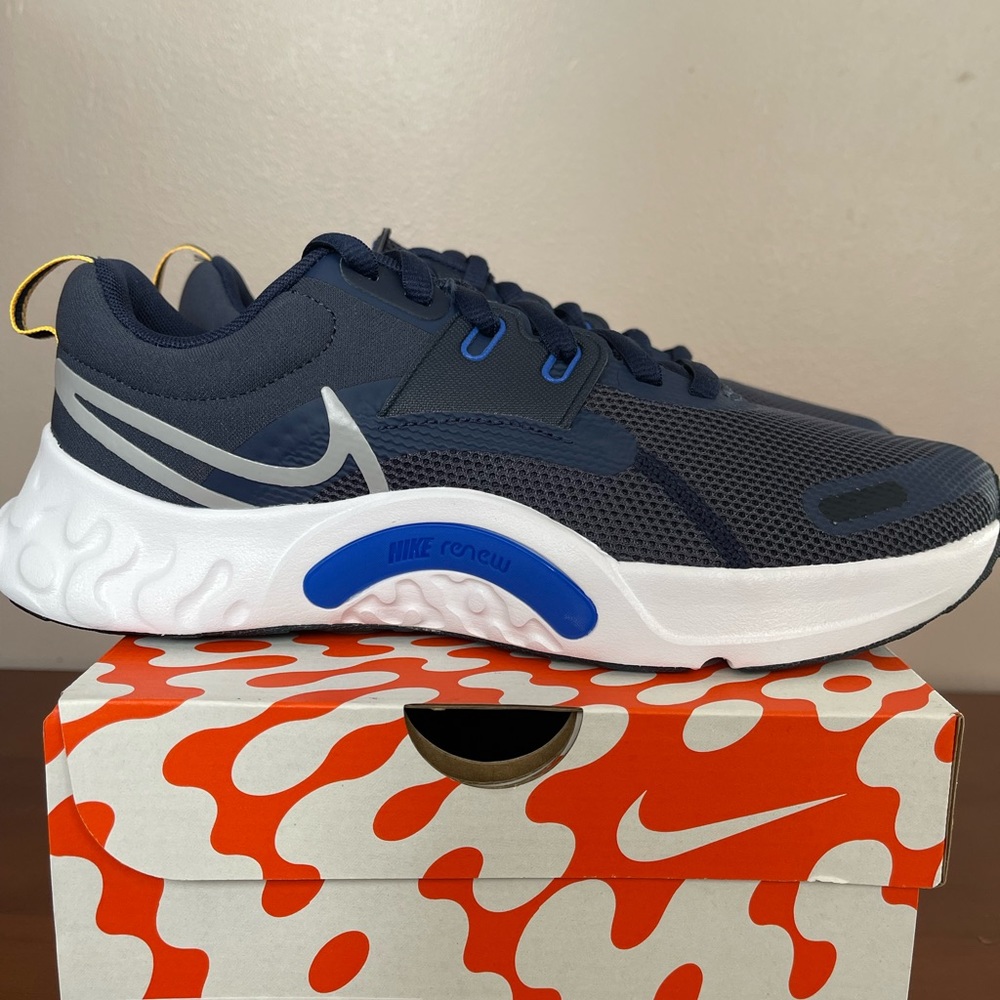 New With Box Nike Renew Retaliation 3 DA1350-434 Men sizes